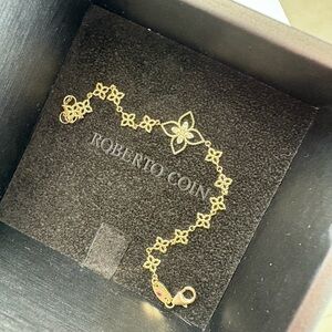 Roberto Coin Gold Floral Bracelet